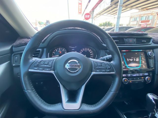 2018 Nissan X-Trail 2.5 頂級旗艦科技版/原鈑件引擎煞車輔助/足感應電動尾門/雙區恆溫空調/電動椅  第10張相片