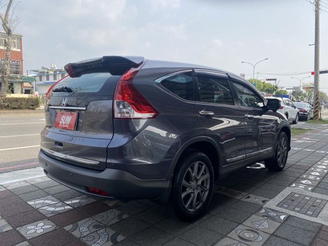 2016年 Honda CR-V  2.4  VTi-S 定速 天窗 雙區恆溫 HID頭燈 有力安靜 高速穩 舒適大空間  第5張相片