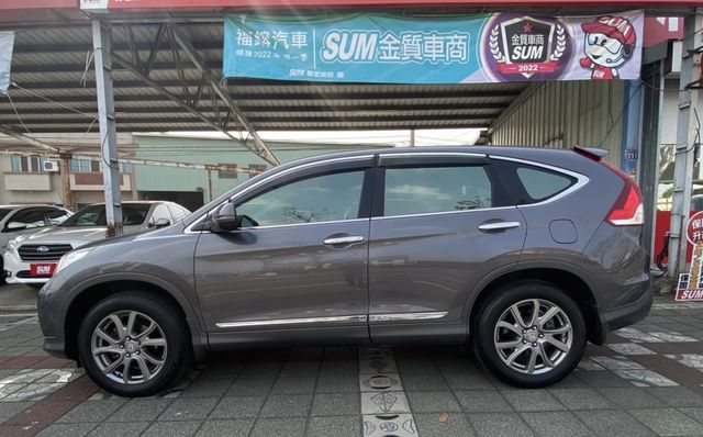 2016年 Honda CR-V  2.4  VTi-S 定速 天窗 雙區恆溫 HID頭燈 有力安靜 高速穩 舒適大空間  第6張相片