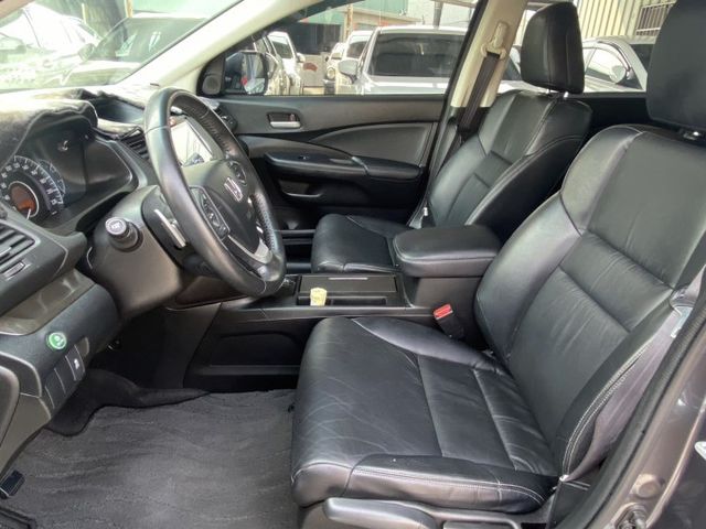 2016年 Honda CR-V  2.4  VTi-S 定速 天窗 雙區恆溫 HID頭燈 有力安靜 高速穩 舒適大空間  第13張相片