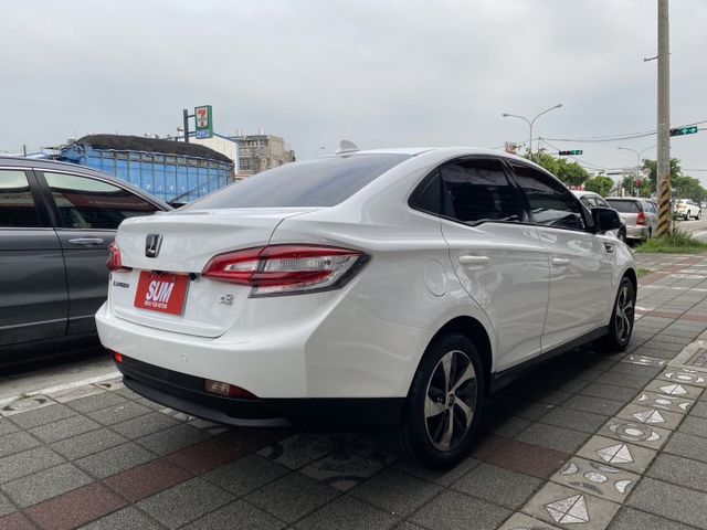 2016年 Luxgen  S3  1.6L 尊爵型 原鈑件 環景 定速 恆溫  倒車顯影 舒適安全 小資族首選代步款  第5張相片