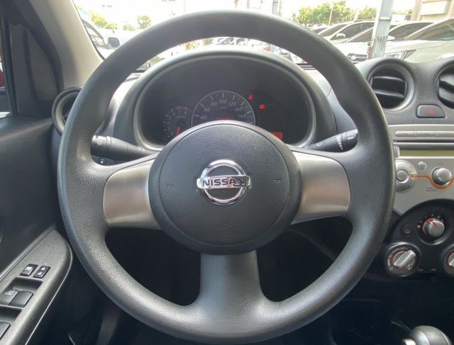 2018年 Nissan  March  1.5cc 傳奇版 原鈑件 外型圓潤可愛 小巧靈活 寬敞空間 最貼心的都市小車  第11張相片
