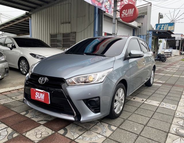 2018年式 TOYOTA  YARIS  1.5cc 豪華+版   I-KEY  影音螢幕 省油 空間大 熱門掀背車款  第1張相片