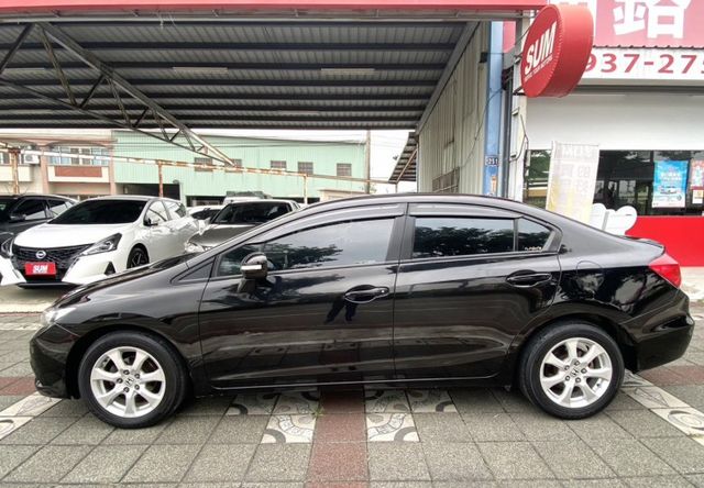 2012年 HONDA  Civic  K14  1.8  VTi 原鈑件 恆溫 定速 舒適好開 養護不費心 經典不敗款  第9張相片