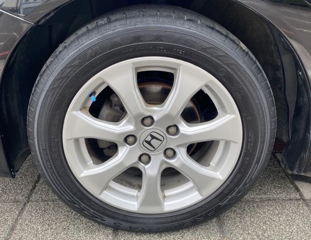 2012年 HONDA  Civic  K14  1.8  VTi 原鈑件 恆溫 定速 舒適好開 養護不費心 經典不敗款  第10張相片