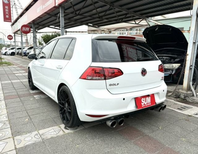 2015年 福斯  GOLF  1.4  TSI  渦輪增壓 恆溫 I-Key 省油省稅 大馬力 適合小家庭首選車款  第4張相片