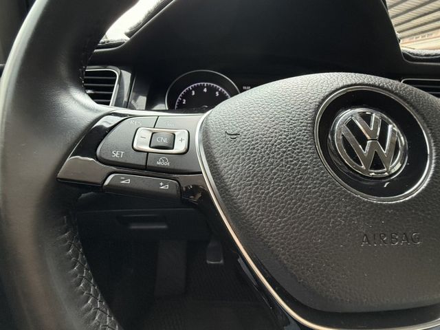 2015年 福斯  GOLF  1.4  TSI  渦輪增壓 恆溫 I-Key 省油省稅 大馬力 適合小家庭首選車款  第13張相片