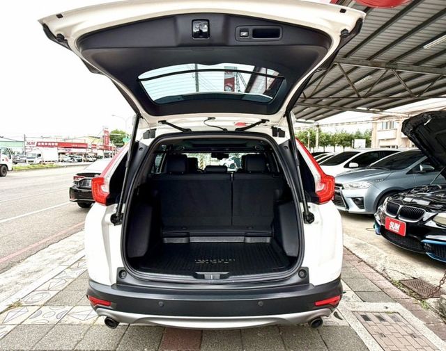 2019年 HONDA  CR-V  1.5 S版 原鈑件 ACC跟車 全景天窗 電尾門 空間大 省油 超熱銷運動休旅  第7張相片