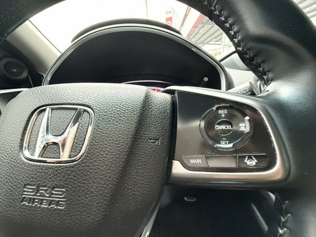 2019年 HONDA  CR-V  1.5 S版 原鈑件 ACC跟車 全景天窗 電尾門 空間大 省油 超熱銷運動休旅  第16張相片