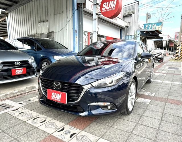 2019年 Mazda 3 5D 2.0 尊榮安全版 原鈑件 ACC跟車 恆溫 電動座椅 魂動美型設計 年輕人的愛款  第1張相片