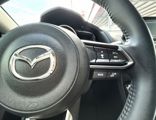 2019年 Mazda 3 5D 2.0 尊榮安全版 原鈑件 ACC跟車 恆溫 電動座椅 魂動美型設計 年輕人的愛款  第14張相片