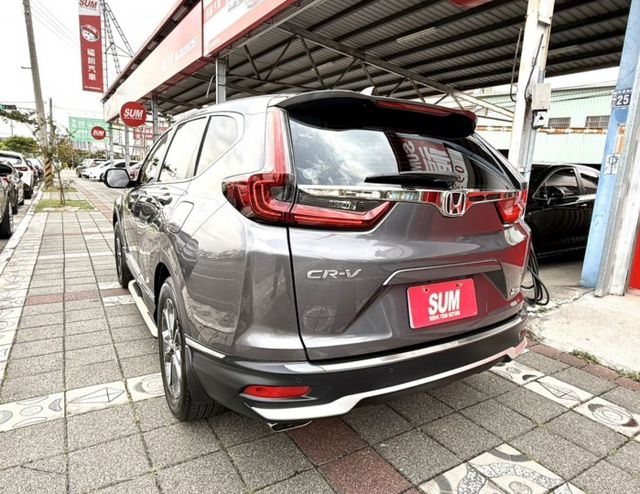 2023年 HONDA  CR-V  1.5  S版 原鈑件 全景天窗 ACC跟車 換檔撥片 環景影像 超熱銷運動休旅車  第4張相片