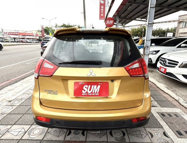 2014年 Mitsubishi Colt Plus 1.5 豪華型 恆溫空調 I-Key 倒車顯影 都會小型休旅首選  第6張相片