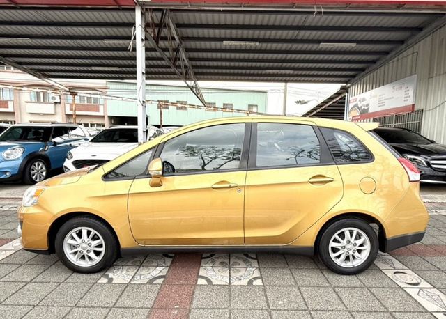 2014年 Mitsubishi Colt Plus 1.5 豪華型 恆溫空調 I-Key 倒車顯影 都會小型休旅首選  第9張相片
