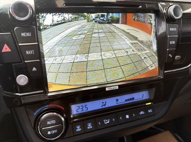 2015年 Toyota Altis 1.8 經典版 原鈑件 只跑7萬 恆溫 定速 升級9吋安卓機及配件 通勤族代步首選  第18張相片