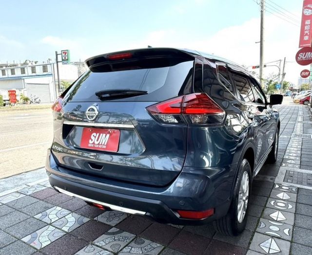 2023年 Nissan  X-Trail 2.0 智行版 原鈑件 ACC跟車 電尾門 環景影像 國產最大氣休旅車首選  第4張相片
