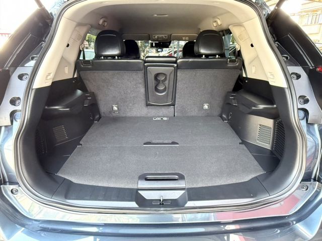 2023年 Nissan  X-Trail 2.0 智行版 原鈑件 ACC跟車 電尾門 環景影像 國產最大氣休旅車首選  第8張相片
