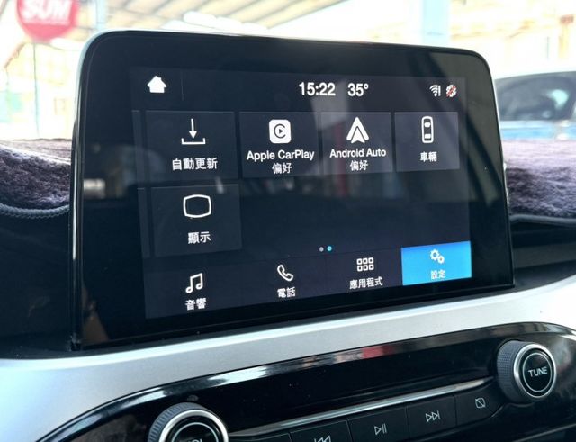 2019年 Ford Focus 5D 時尚經典型 1.5渦輪 原鈑件 僅跑5萬公里  市場最夯的五門小鋼砲  第19張相片