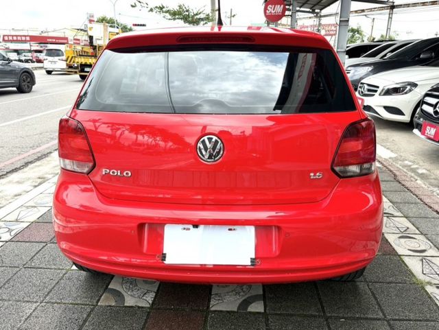 2014年 福斯 POLO HB 1.6 CL 認證車 升級大螢幕安卓機 好開省油 小資女的最佳時尚代步小車  第6張相片
