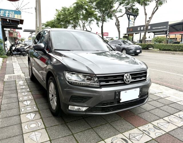 2017年 福斯 Tiguan 280 TSI Smartline  1.4 渦輪 原鈑件 大空間大馬力 新世代運動休旅  第3張相片