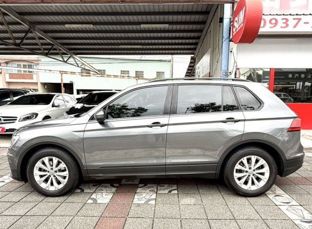 2017年 福斯 Tiguan 280 TSI Smartline  1.4 渦輪 原鈑件 大空間大馬力 新世代運動休旅  第9張相片