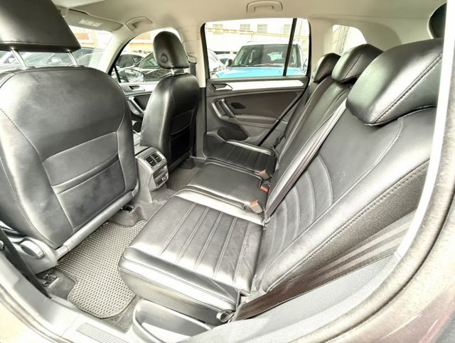 2017年 福斯 Tiguan 280 TSI Smartline  1.4 渦輪 原鈑件 大空間大馬力 新世代運動休旅  第14張相片