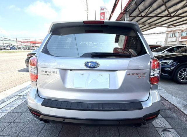 2014年 Subaru Forester 2.0  XT 原鈑件 恆溫 AWD全時四驅 日本原裝進口高性能運動休旅  第6張相片