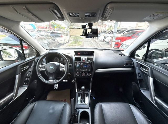 2014年 Subaru Forester 2.0  XT 原鈑件 恆溫 AWD全時四驅 日本原裝進口高性能運動休旅  第12張相片