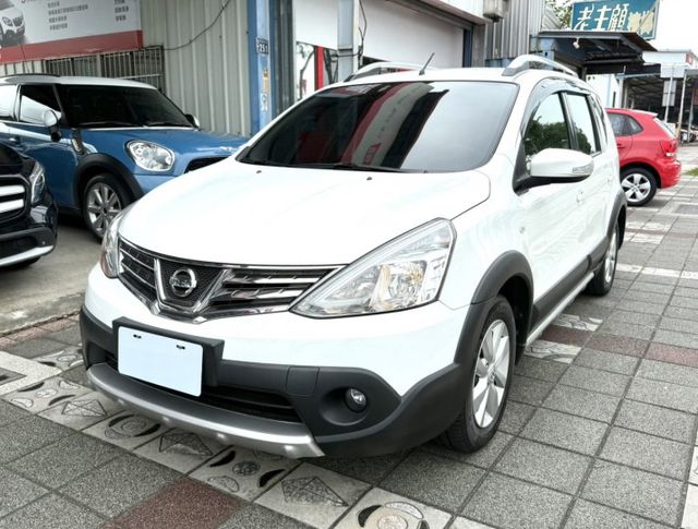 2018年 Nissan Livina 1.6 豪華版 恆溫 原廠影音 車頂行李架 舒適大空間 市場熱銷五門掀背小休旅  第1張相片
