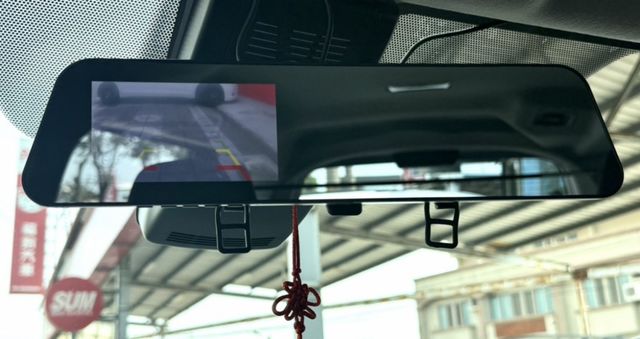 2022年 Toyota Sienta 5人座 1.8 豪華+版 原鈑件 I-Key 恆溫 電動側滑門 國產跨界休旅車  第20張相片