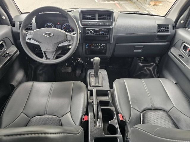 2022年 菱利 A180 廂車(自排) 8人座 原鈑件 里程4萬 加裝車頂置放架 空間大 家庭出遊 公司用車都適宜  第11張相片