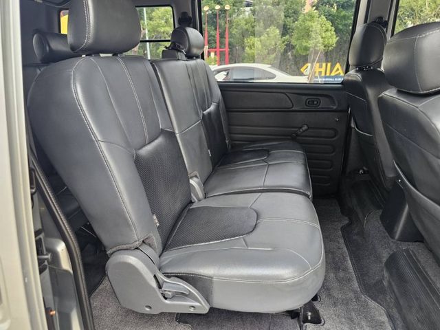 2022年 菱利 A180 廂車(自排) 8人座 原鈑件 里程4萬 加裝車頂置放架 空間大 家庭出遊 公司用車都適宜  第15張相片