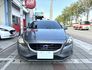 2015年 VOLVO V40 T4 1.6 豪華版 雙區恆溫 渦輪增壓 自動停車 電動座椅 北歐經典質感掀背小車  第2張縮圖