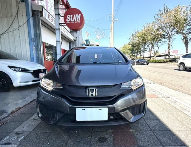 2015年 Honda Fit 1.5 VTi-S 認證車 恆溫 換檔撥片 定速 影音 都會靈巧代步小車  第2張相片