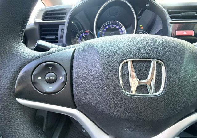 2015年 Honda Fit 1.5 VTi-S 認證車 恆溫 換檔撥片 定速 影音 都會靈巧代步小車  第15張相片