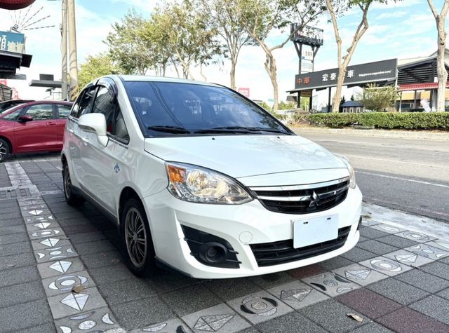 2016年 Mitsubishi Colt Plus 1.5 海洋特仕版 認證車 數位儀錶 電尾門 倒車顯影時尚掀背小車  第3張相片