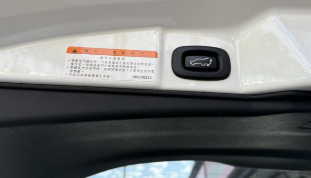 2016年 Mitsubishi Colt Plus 1.5 海洋特仕版 認證車 數位儀錶 電尾門 倒車顯影時尚掀背小車  第10張相片