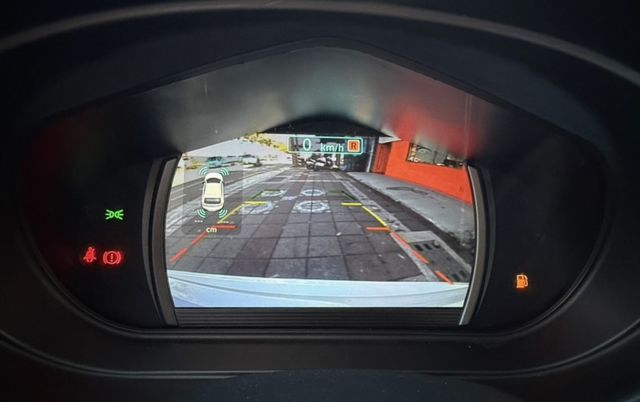 2016年 Mitsubishi Colt Plus 1.5 海洋特仕版 認證車 數位儀錶 電尾門 倒車顯影時尚掀背小車  第19張相片