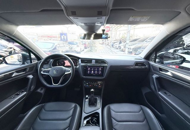 2024年式 Volkswagen Tiguan 280 TSI Elegance 原鈑件 實跑2萬  德系新世代SUV  第12張相片