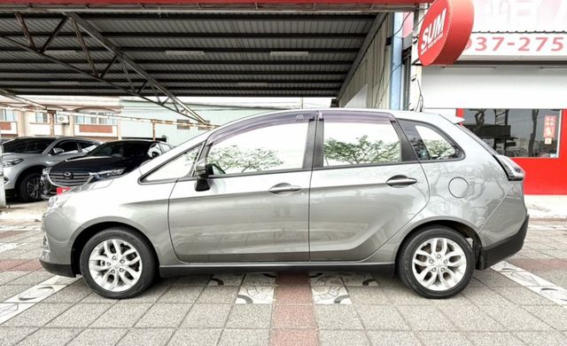2022年式 Mitsubishi Colt Plus 輕鬆型 原鈑件 恆溫 I-Key 電尾門 都會小家庭代步車首選  第10張相片