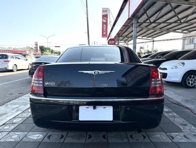 2006年 CHRYSLER 300C 2.7 (小賓利) 僅跑7萬 原鈑件 天窗 恆溫 電動椅 珍藏等級豪車 值得擁有  第6張相片