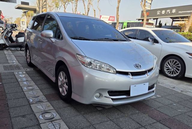 2009年 Toyota Wish 2.0 J版 正7人座 原鈑件 恆溫 定速 霧燈 冷氣冷 車況好 空間大 耐開又保值  第2張相片