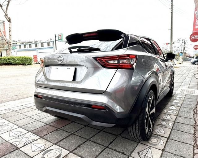 2021年式 Nissan Juke 1.0 駕趣享樂版 原鈑件 僅跑6萬 環景 數位儀錶 Bose音響 新世代小跑旅  第5張相片