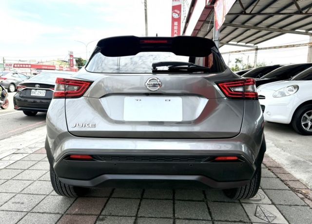 2021年式 Nissan Juke 1.0 駕趣享樂版 原鈑件 僅跑6萬 環景 數位儀錶 Bose音響 新世代小跑旅  第6張相片