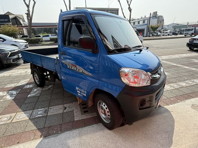 2017年 中華 VERYCA 菱利 1.3 手排貨車 一手車 僅跑5萬公里 車況健康 好開 生意人創業的最愛款  第2張相片