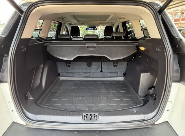 2019年 Ford Kuga  CP360型 1.5T 原鈑件 僅跑2萬公里 ACC 全景天窗 同級車最強 高配實用型  第9張相片