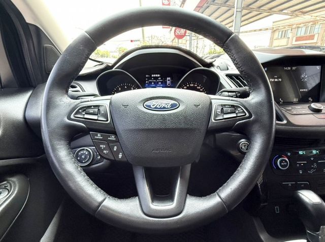 2019年 Ford Kuga  CP360型 1.5T 原鈑件 僅跑2萬公里 ACC 全景天窗 同級車最強 高配實用型  第11張相片