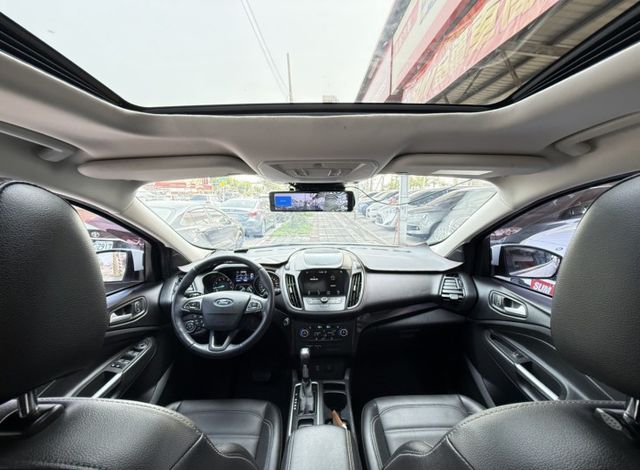 2019年 Ford Kuga  CP360型 1.5T 原鈑件 僅跑2萬公里 ACC 全景天窗 同級車最強 高配實用型  第12張相片