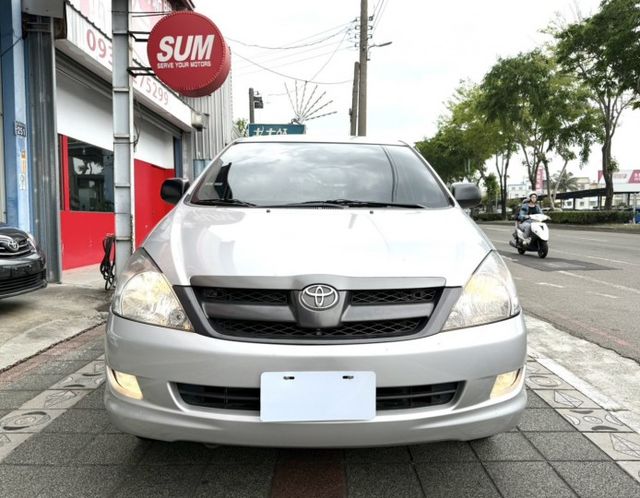 2015年 Toyota Innova 2.0 J版 自排 原鈑件 防盜系統 衛星導航 行車紀錄器 經濟便利多功能商旅車  第2張相片