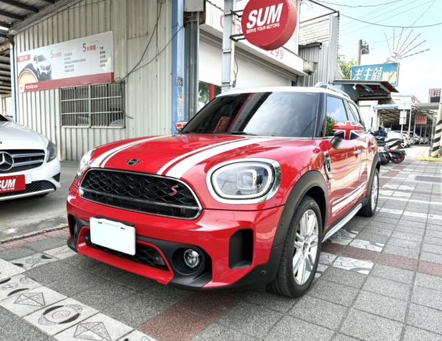2023年式 MINI Countryman Cooper S 2.0 原鈑件 僅跑1.6萬  帥氣有型 英倫鋼砲小休旅  第1張相片